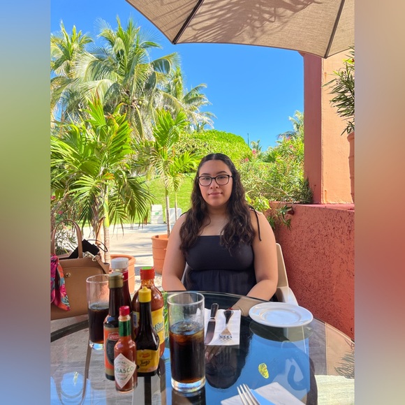 Meet your Posher, Jezebel! - Picture 5 of 5